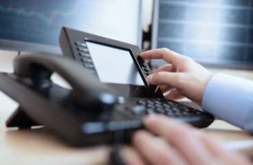 А в нас новий телефон!